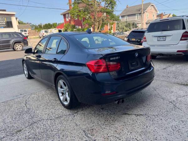 2015 BMW Series 328i — photo 7