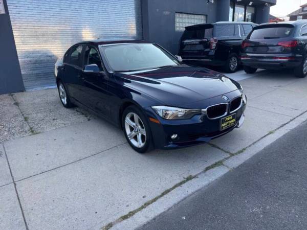 2015 BMW Series 328i — photo 3