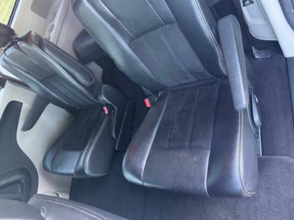 2017 Dodge Grand Caravan SXT Front-wheel Drive Passenger Van Automatic — photo 11