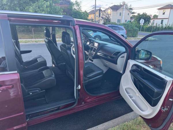 2017 Dodge Grand Caravan SXT Front-wheel Drive Passenger Van Automatic — photo 10