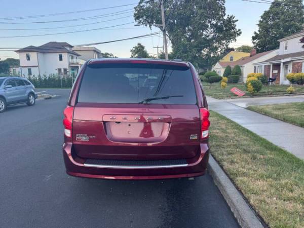 2017 Dodge Grand Caravan SXT Front-wheel Drive Passenger Van Automatic — photo 7