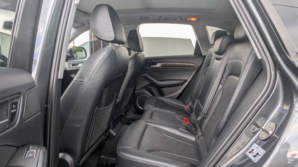 2017 Audi Q5 3.0T Premium Plus — photo 12