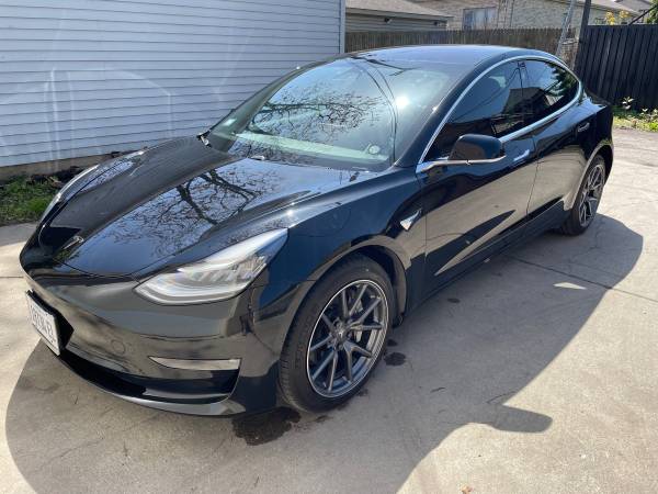 2019 Tesla Model 3 Mid Range 4dr Rear-Wheel Drive Sedan Automatic — photo 1