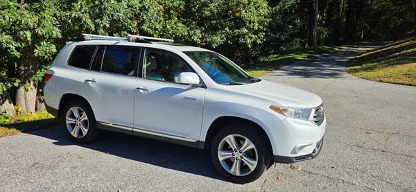2012 Toyota Highlander Limited V6 4dr Front-wheel Drive Automatic — photo 1