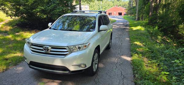 2012 Toyota Highlander Limited V6 4dr Front-wheel Drive Automatic — photo 8