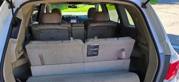 2012 Toyota Highlander Limited V6 4dr Front-wheel Drive Automatic — photo 7