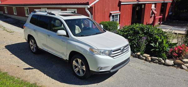 2012 Toyota Highlander Limited V6 4dr Front-wheel Drive Automatic — photo 2