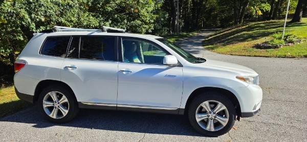 2012 Toyota Highlander Limited V6 4dr Front-wheel Drive Automatic — photo 3