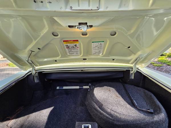 1976 Cadillac Eldorado Convertible — photo 7