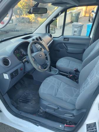 2012 Ford Transit Connect XL — photo 8