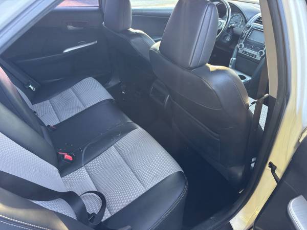 2012 Toyota Camry L 4dr Sedan Automatic — photo 8