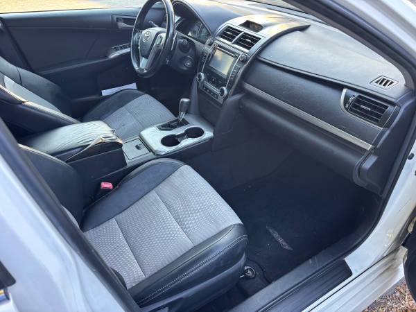 2012 Toyota Camry L 4dr Sedan Automatic — photo 7