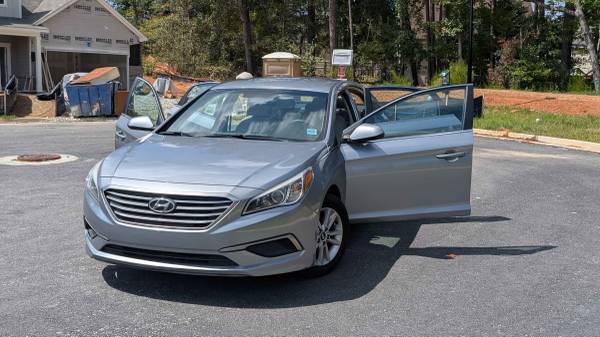 2017 Hyundai Sonata Base — photo 9