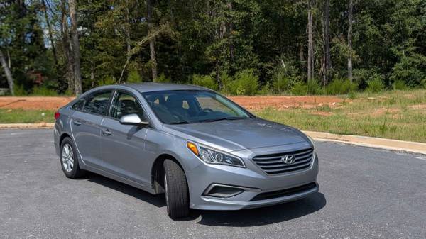 2017 Hyundai Sonata Base — photo 6