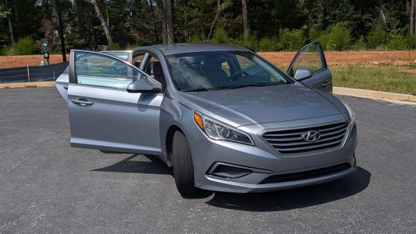2017 Hyundai Sonata Base — photo 10