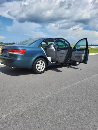 2006 Hyundai Sonata GLS 4dr Sedan Automatic — photo 10