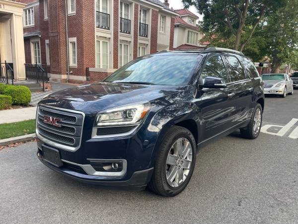 2017 GMC Acadia Limited Limited Front-wheel Drive Automatic — photo 1
