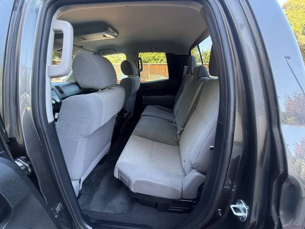 2012 Toyota Tundra Grade 5.7L V8 w FFV — photo 12