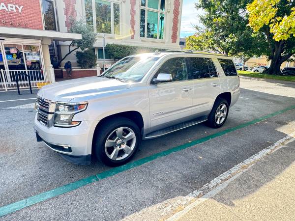 2018 Chevrolet Tahoe Premier 4x4 Automatic — photo 2