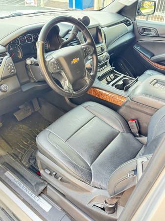 2018 Chevrolet Tahoe Premier 4x4 Automatic — photo 11