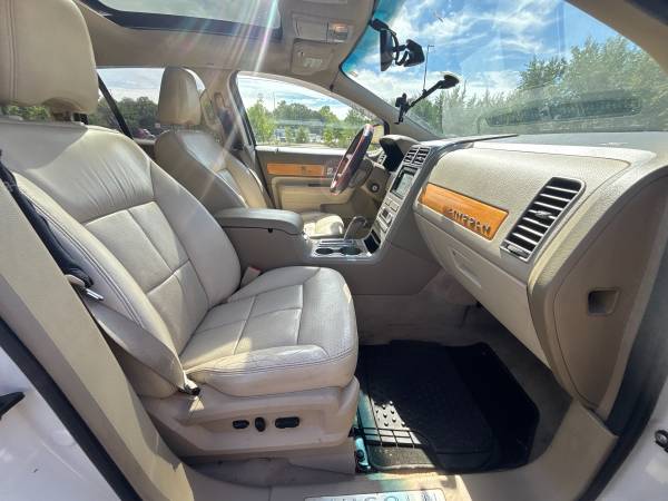 2008 Lincoln MKX Base 4dr All-wheel Drive Automatic — photo 8