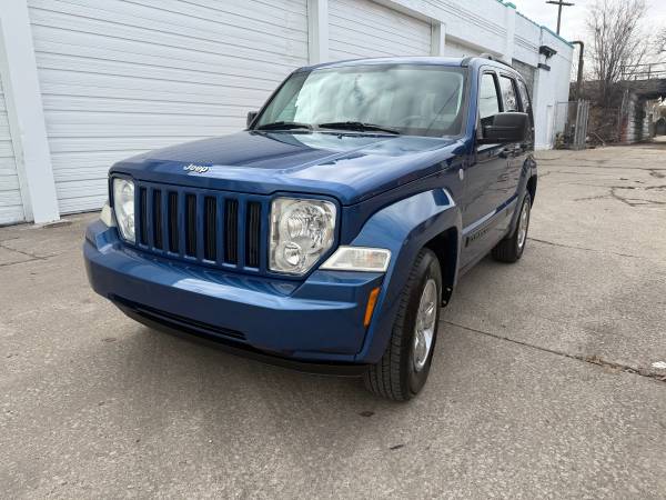 2010 Jeep Liberty Sport 4dr 4x2 Automatic — photo 1