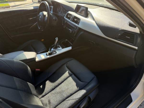 2013 BMW 320 i xDrive — photo 6