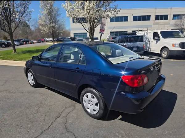 2004 Toyota Corolla LE — photo 9