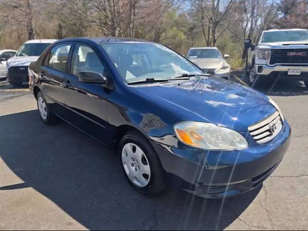2004 Toyota Corolla LE — photo 5