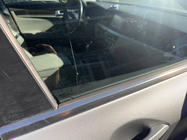 2015 Genesis Sedan — photo 11