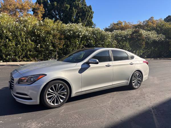 2015 Genesis Sedan — photo 4