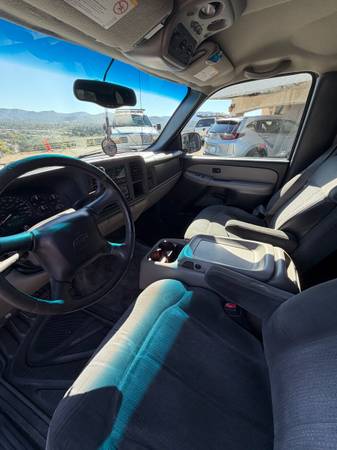 2001 Chevrolet Tahoe LS 4dr 4x4 Automatic — photo 8