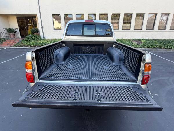 2002 Toyota Tacoma PreRunner — photo 9