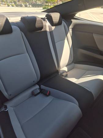 2016 Honda Civic LX 2dr Coupe CVT — photo 6
