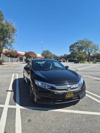 2016 Honda Civic LX 2dr Coupe CVT — photo 4