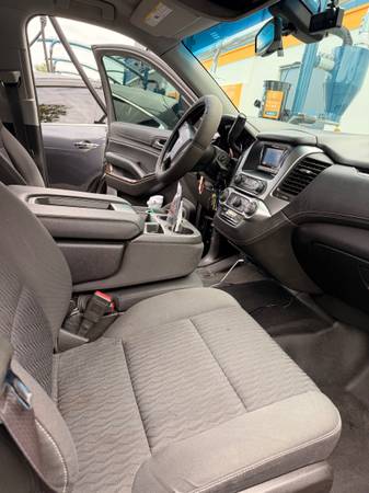 2015 Chevrolet Tahoe LS 4x2 Automatic — photo 7