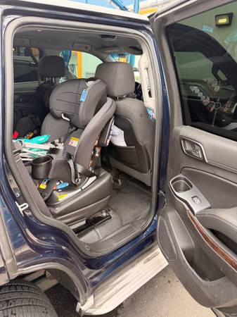 2015 Chevrolet Tahoe LS 4x2 Automatic — photo 9