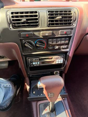 1990 Honda Accord LX 2dr Coupe — photo 11