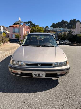 1990 Honda Accord LX 2dr Coupe — photo 7