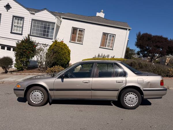 1990 Honda Accord LX 2dr Coupe — photo 6