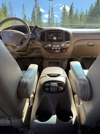 2004 Toyota Sequoia Limited V8 4x4 Automatic — photo 12