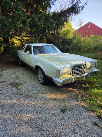 1977 Ford Thunderbird Detroit — photo 1