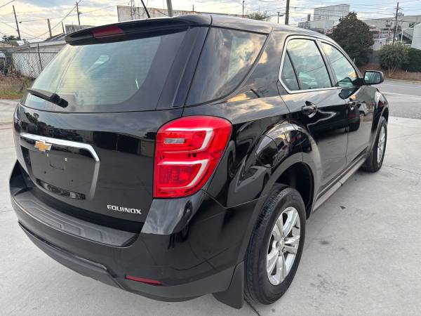 2016 Chevrolet Equinox LT Front-wheel Drive Automatic — photo 6