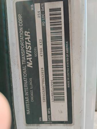 1997 Nissan Truck E 2dr S xtended Cab SB — photo 8