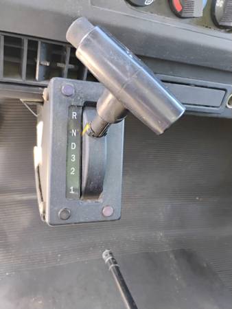 1997 Nissan Truck E 2dr S xtended Cab SB — photo 9