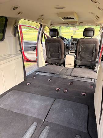 2014 Dodge Grand Caravan SE — photo 3