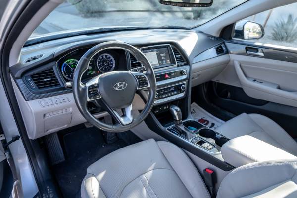 2019 Hyundai Sonata Hybrid SE — photo 12