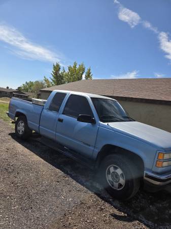 1996 GMC Sierra 1500 SL 2dr C1500 Extended Cab SB — photo 2