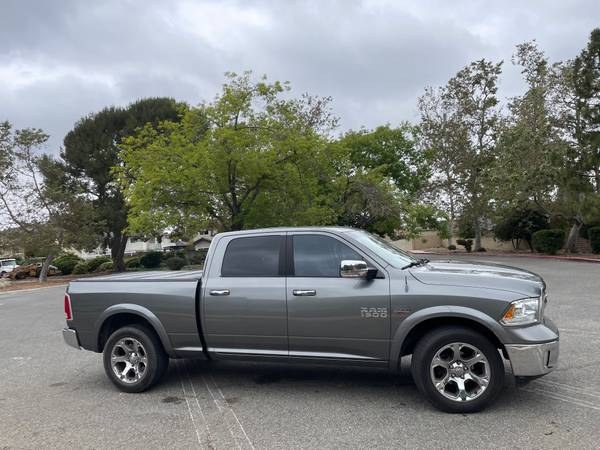 2013 RAM 1500 Laramie 4x4 Quad Cab 140 in. WB Automatic — photo 4