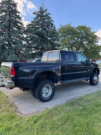 2007 Ford F 350 Lariat 4x4 SD Super Cab 6.75 ft. box 142 in. WB SRW Manual — photo 7